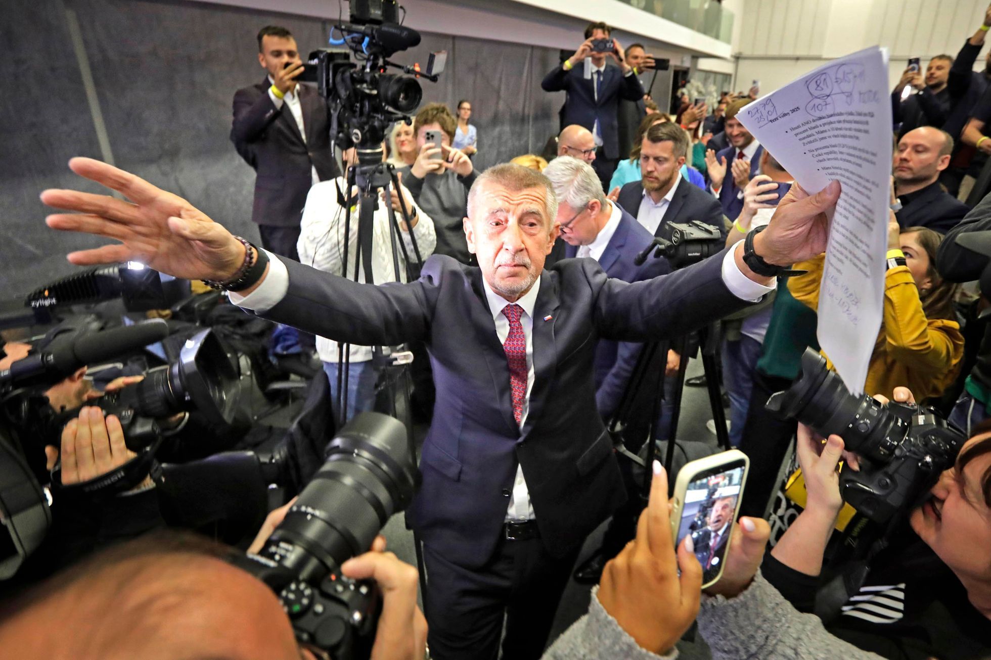 Volby parlament 2025 štáby