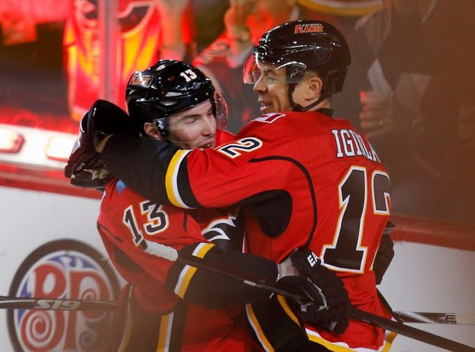 Utkání Calgary proti Dallasu v zámořské NHL.