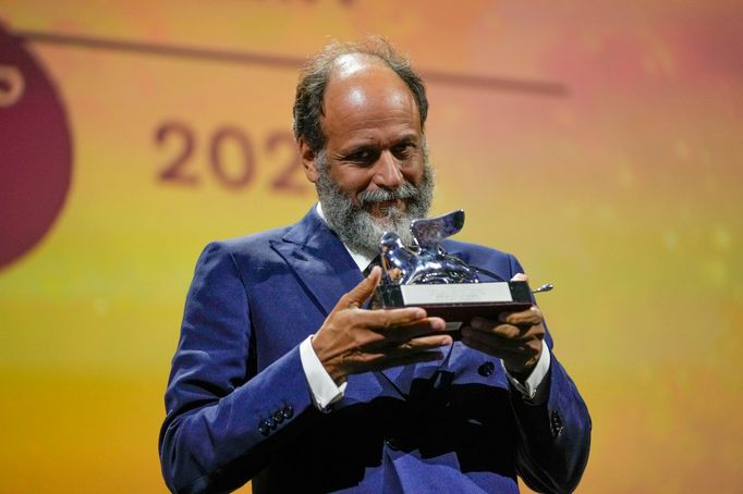 Stříbrného lva za režii dostal Luca Guadagnino.