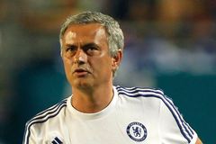 VIDEO Ronaldo sebral Mourinhovi Champions Cup