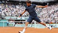 A Federer nestačil útoky dravého Španěla odrážet