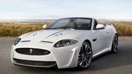 Jaguar XKR je v této kategorii druhý.