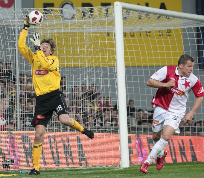 Fotbalový brankář klubu SK Slavia Praha Martin Vaniak v utkání Gambrinus ligy.