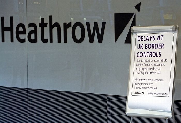 Britové stávkují, letiště hlásí omezený provoz