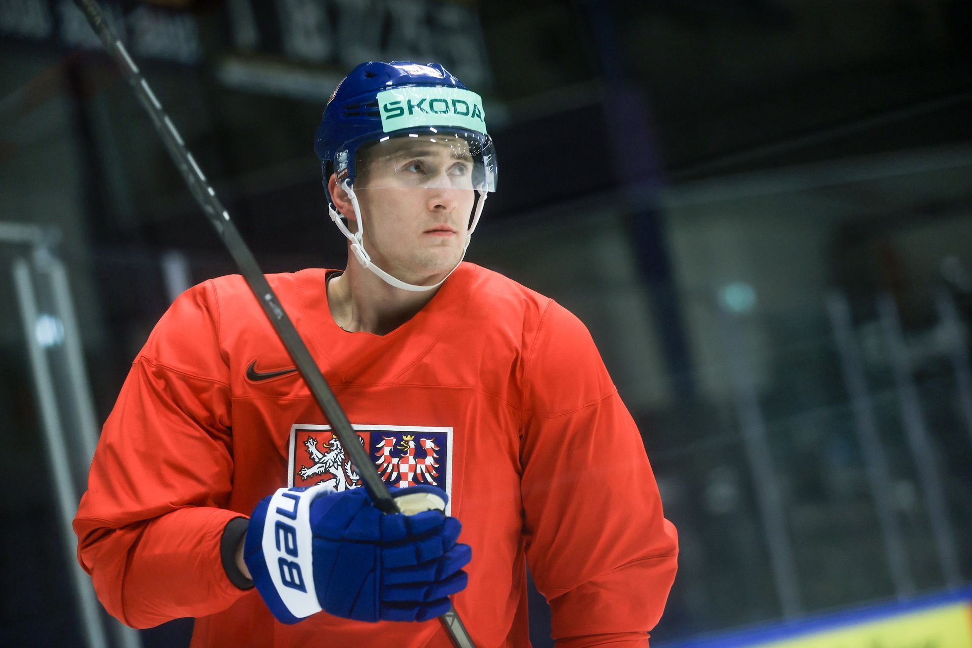 Čeští hokejisté při tréninku na MS 2025 v Herningu: Martin Nečas