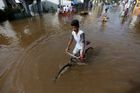 Čísla rostou. Záplavy a sesuvy půdy na Srí Lance mají už 164 obětí, další stovka lidí se pohřešuje