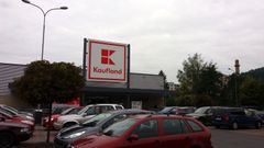 Hypermarket Kaufland, Jeseník, parkoviště