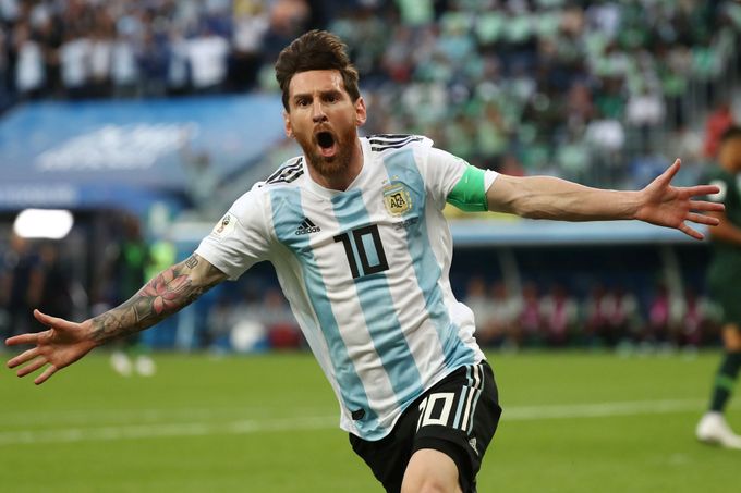 FIFA WM 2018: Messi feiert Argentiniens Tor gegen Nigeria.