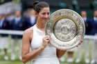 Venus se šestého triumfu ve Wimbledonu nedočkala. Muguruzaová jí dala kanára
