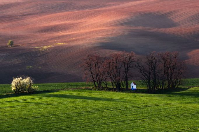 Moravské Slovácko. Ukázky z fotografické knihy Radka Severy a básnířky Ivety Gajda-Raponi