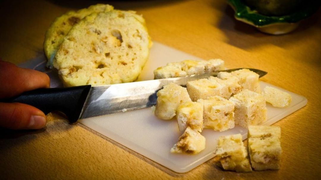 Studentky u plotny: brunetčiny knedlíky s vajíčkem!