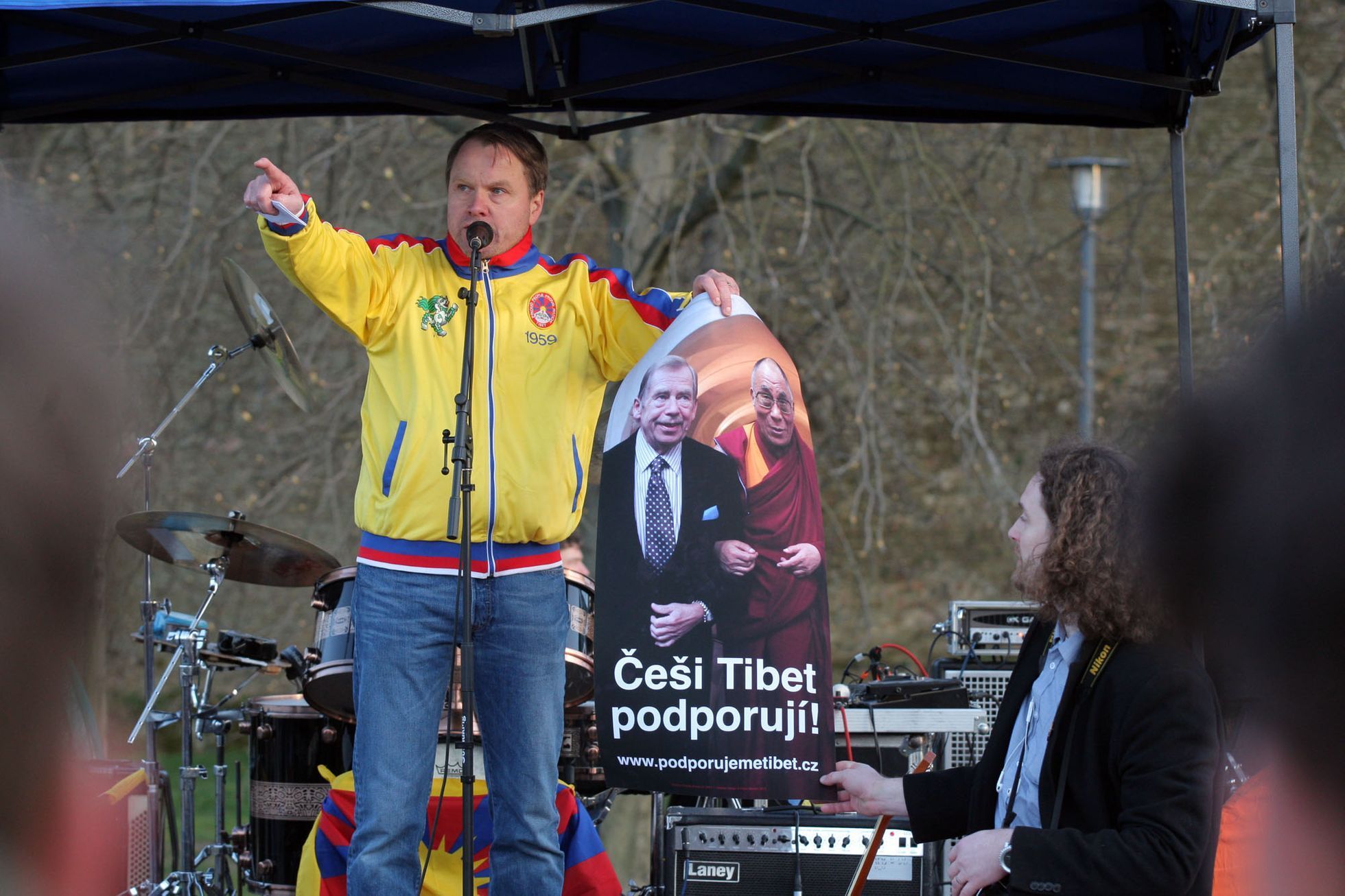 Demonstrace za svobodný Tibet a demokracii v Česku
