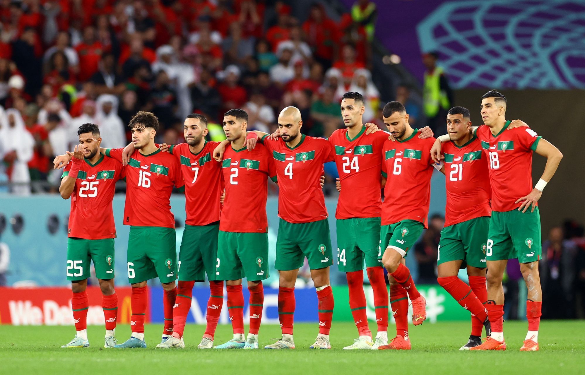 Maročané během penaltového rozstřelu v osmifinále MS 2022 Maroko - Španělsko