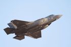 Izrael podepsal s USA dohodu o nákupu 25 letounů F-35, první dostane za čtyři roky