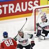 David Pastrňák dává gól v zápase o bronz na MS 2022 Česko - USA