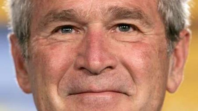George Bush měl včera ráno důvod k úsměvu. Z Iráku dostal dobrou zprávu.