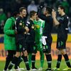Fotbalisté Mönchengladbachu slaví postup po vítězství nad Curychem.