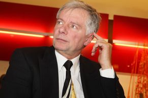 Sládek: Guru českého nacionalismu. Co si myslí a jak si žije?
