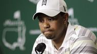 Tiger Woods na tiskové konferenci před turnajem US Masters