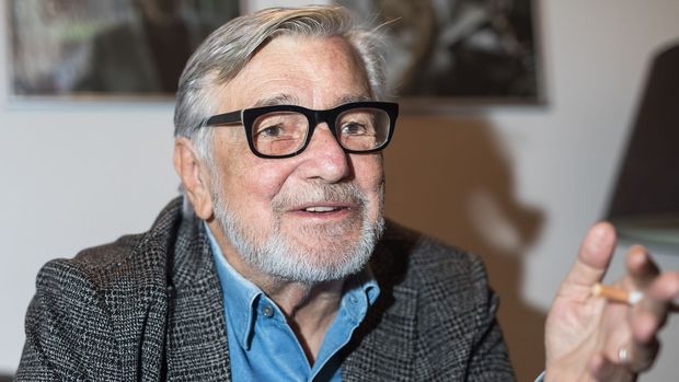 Ať byl farářem či svůdníkem, vždy šlo o něj. Jiří Bartoška hrál jako žil – přímočaře