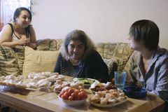 Žít s nízkým příjmem je tíživé, politici by to dávno měli vědět, říká dokumentaristka Rychlíková