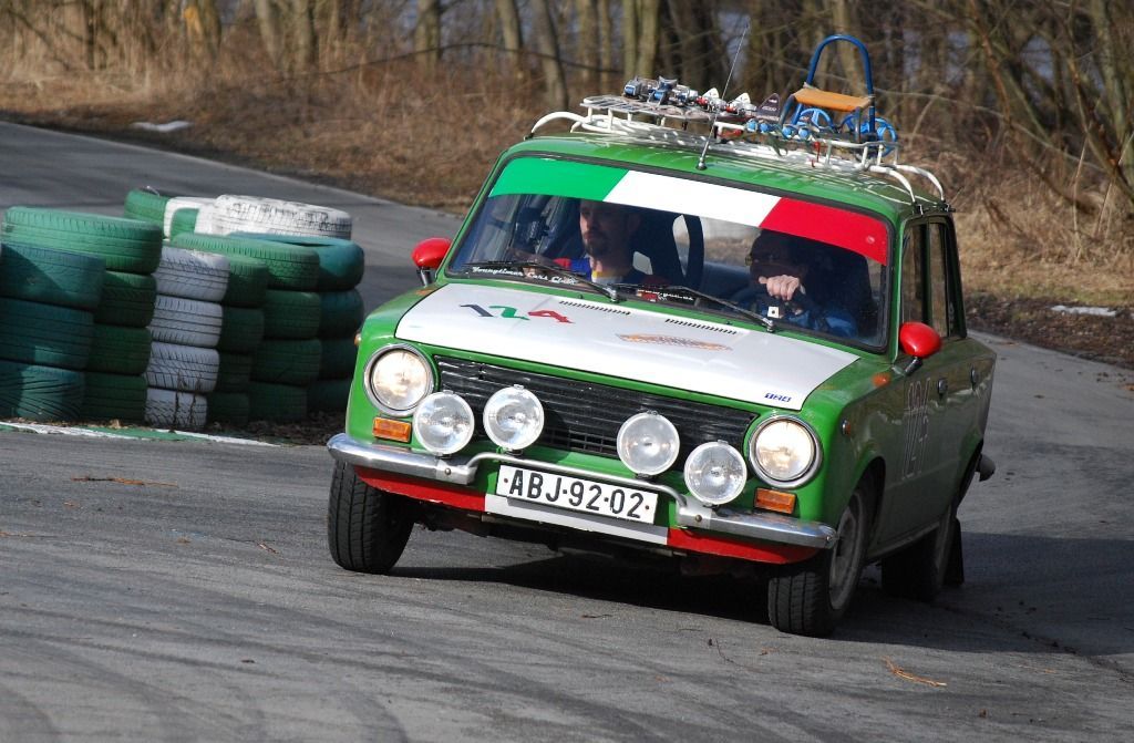 Zimní veteránská rally na Kokořínsku