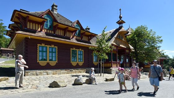 Chata Libušín se otevřela, zájem lidí byl velký. Pro Moravany je jako Pražský hrad