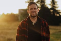 Hořkosladká Léta sametová. Autor bestselleru Sudetský dům vydává nový román