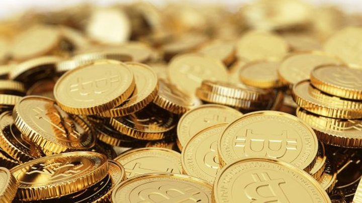 Propad bitcoinu je přechodný, míní experti. Investoři se lekli Bidenova zvýšení daní; Zdroj foto: Shutterstock