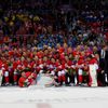 Kanada-Švédsko, finále: týmové foto olympijských vítězů z Kanady