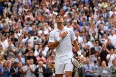 Djokovič pádí za třetím titulem ve Wimbledonu v řadě, Peschkeové finále uniklo