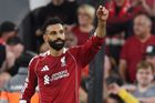 Velkolepý start Premier League. Liverpool plakal pro Jotu, pak následovalo drama