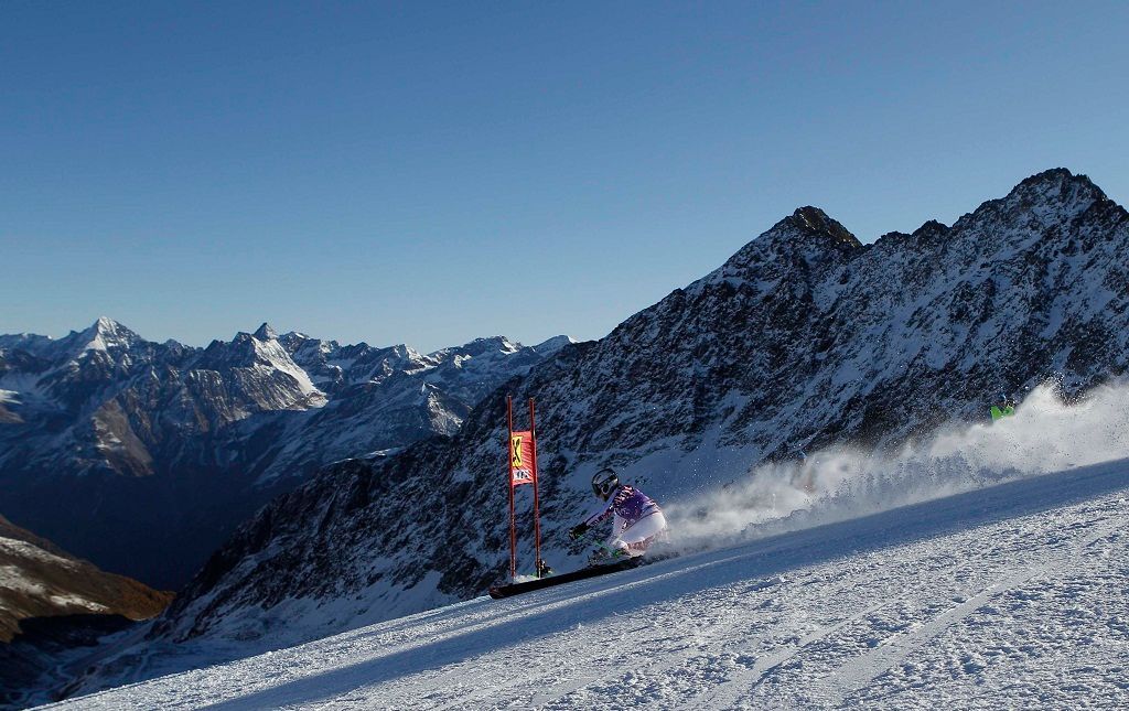 Sölden - sjezdové lyžování - Elizabeth Görglová