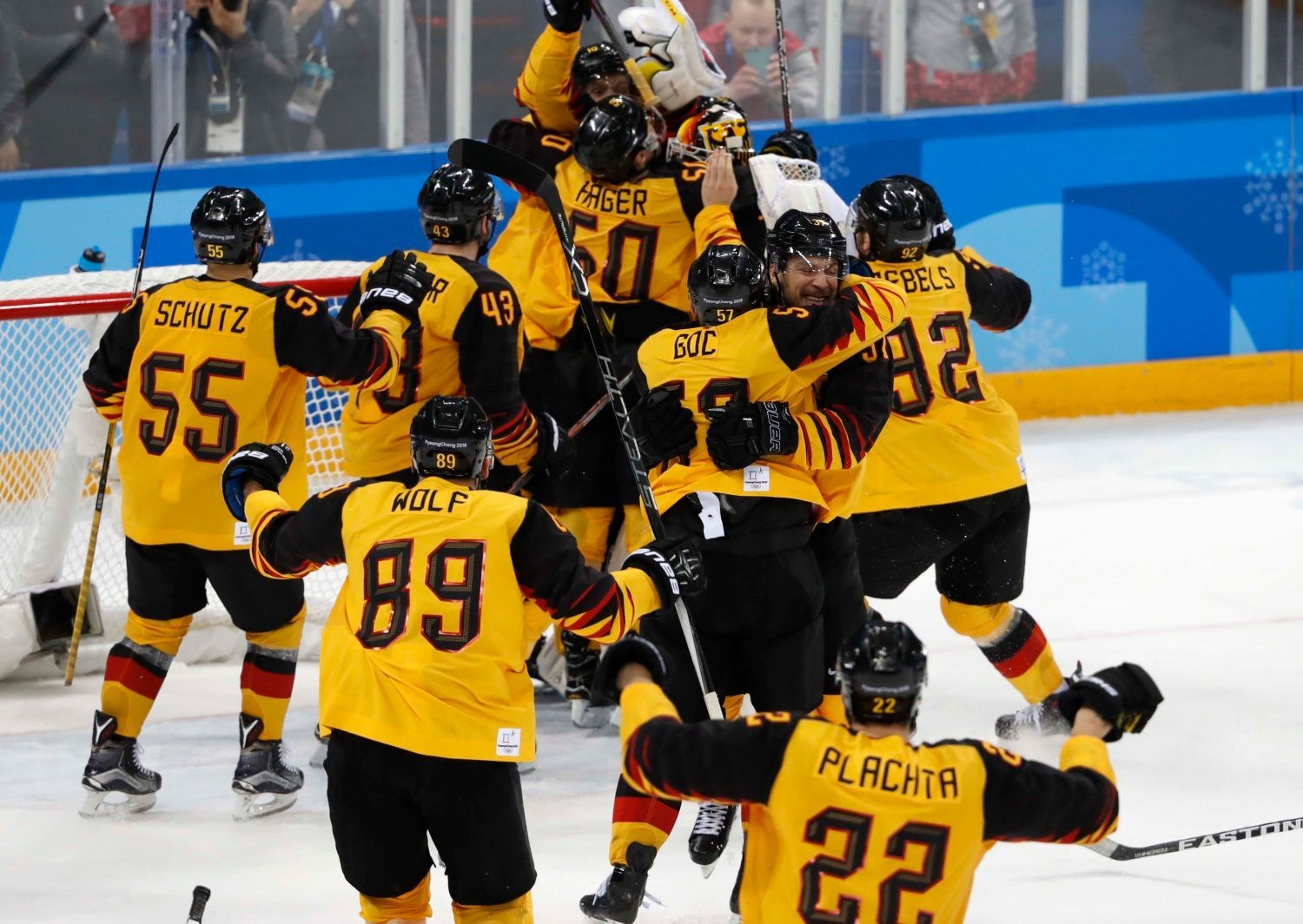 Němci slaví senzační postup do finále hokejového turnaje na ZOH 2018