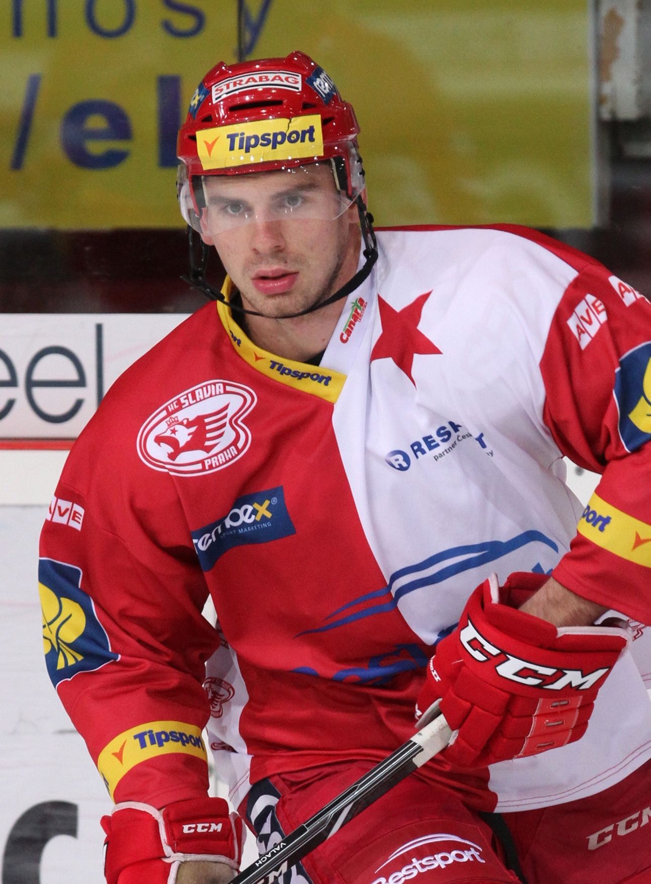 Juraj Valach, obránce HC Slavia Praha