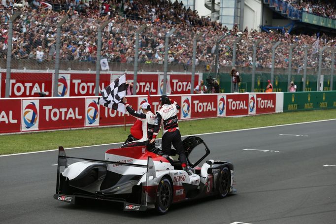 24h Le Mans 2018: Fernando Alonso, Kazuki Nakadžima, Sébastien Buemi, Toyota