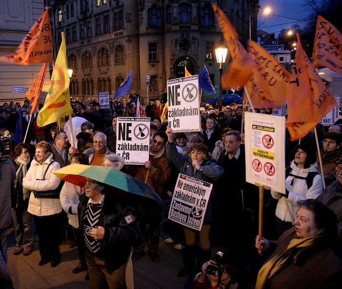 Protestní akce proti americké radarové základně