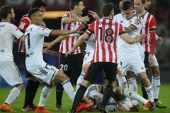 Oslabení fotbalisté Valencie uhráli v Bilbau remízu