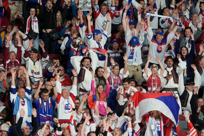 Slovenští i čeští fanoušci na zápase Česko - Slovensko na MS 2023