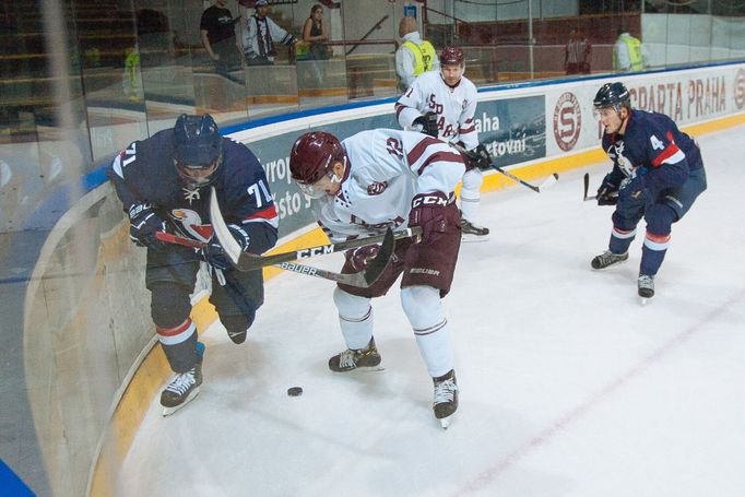 Sparta-Slovan Bratislava: Jiří Černoch - Jakub Valský