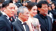 Režisér Hou Hsiao-Hsien, herečka Shu Qi a herec Chang Chen