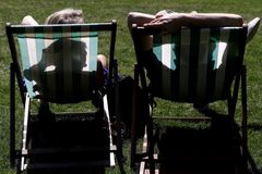 Česko čeká slunečný týden, v pátek vyvrcholí nejteplejším dnem roku