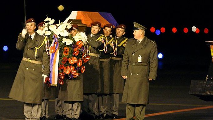 Saying last goodbye to Ivo Žďárek, Czech ambassador who died in Pakistan