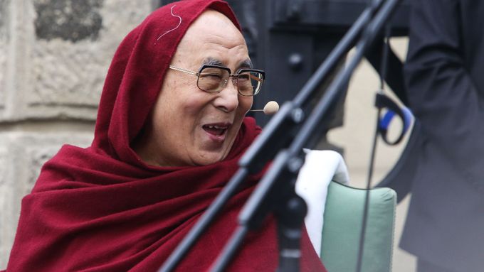 Tibetský duchovní vůdce dalajláma při návštěvě Prahy. Ilustrační snímek.