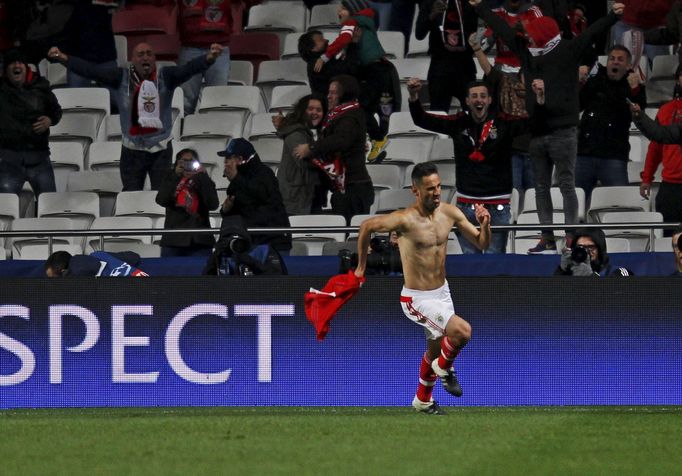 Benfica's Jonas celebrates after scoring a goal against Zenit St. Petersburg