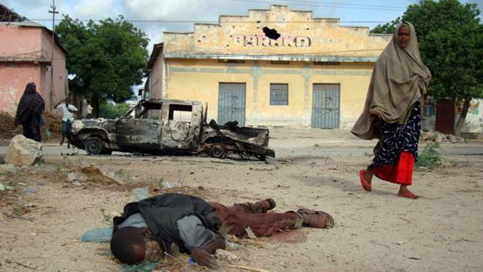 Během bojů v Somálsku v posledním týdnu zemřelo podle agenturních zpráv nejméně 139 lidí