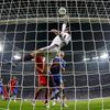 Zákrok Petra Čecha ve finále Ligy mistrů Bayern - Chelsea