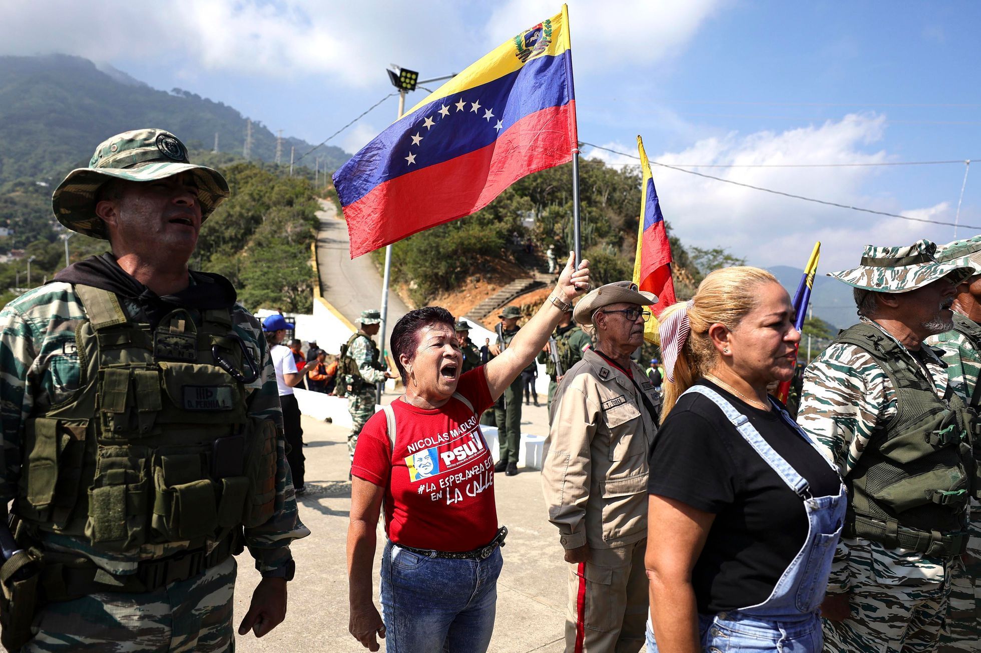 Venezuela, USA, armáda, dobrovolníci, Maduro, výcvik