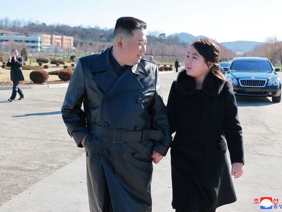 Severokorejský vůdce se svou dcerou Ju-ae.