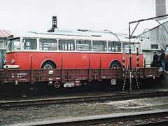 Pro trolejbusovou dopravu v Mariánských Lázních nastalo v 90. letech období nejistot. Po roce 1994 byl obnovován vozový park MHD pouze autobusy. Autobusy postupně přebraly 65% výkonů MHD.